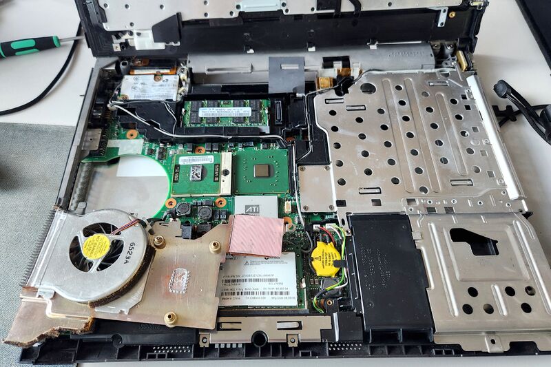 파일:ibm t43 001 001.jpg