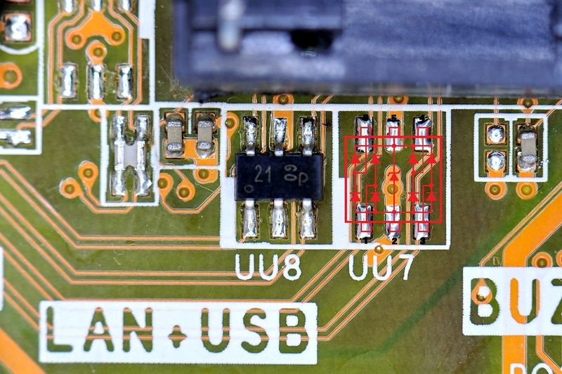 파일:tvs diode array01 001.jpg