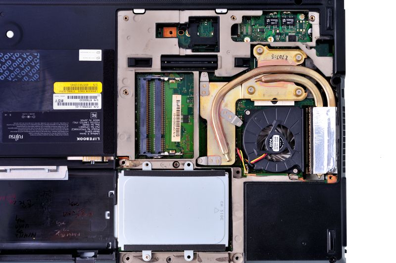 파일:fujitsue8410 019.jpg