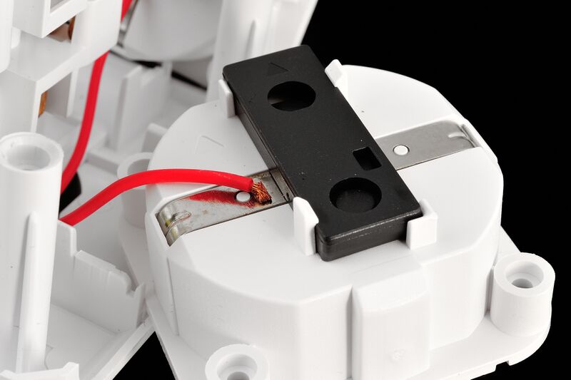 파일:multioutlet03 07 009.jpg