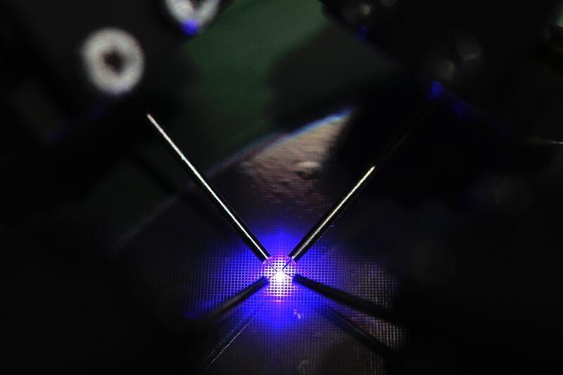 파일:led probing01 006.jpg