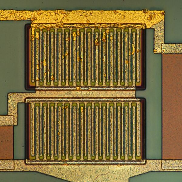 파일:j1409a00 025 036 003.jpg