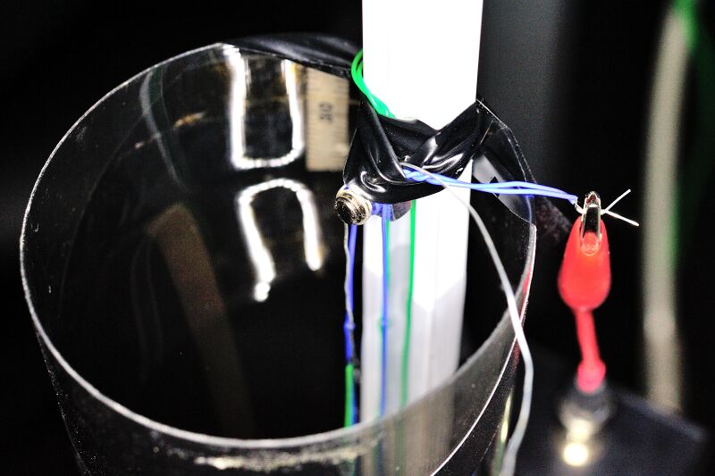 파일:water c04 001.jpg