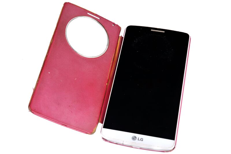 파일:lg f400s01 001.jpg