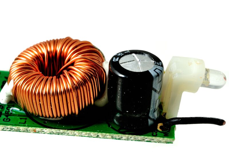 파일:cigarette lighter plug03 007.jpg