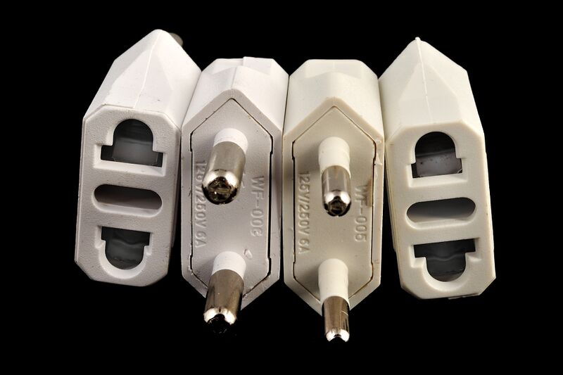 파일:ac adapter02 001.jpg