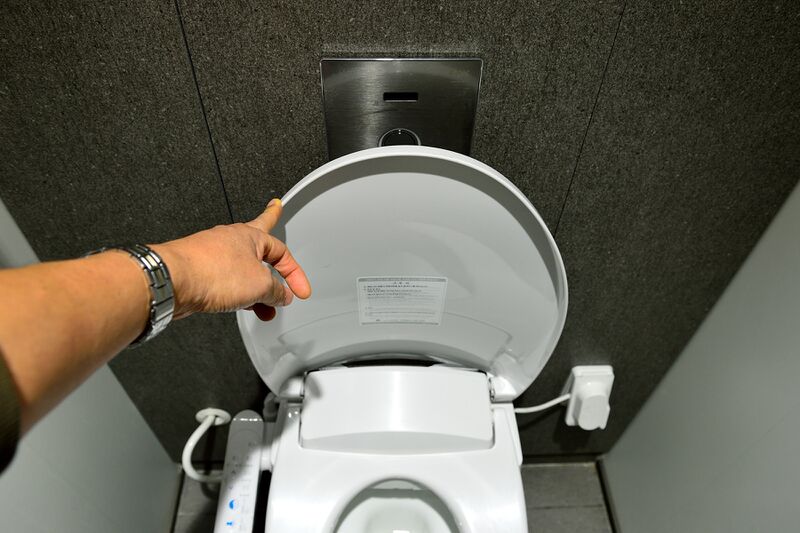 파일:restroom00 001.jpg