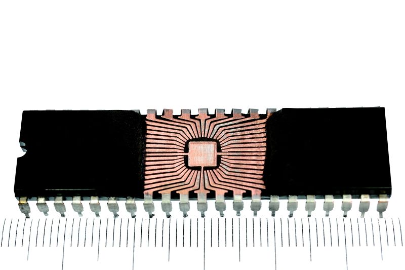 파일:ta7698ap 001.jpg