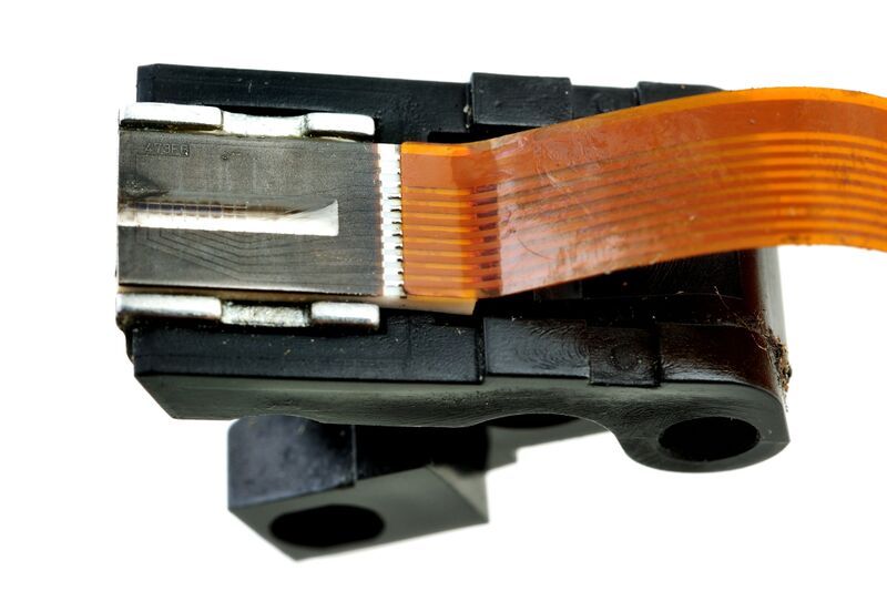 파일:ze2000 006.jpg