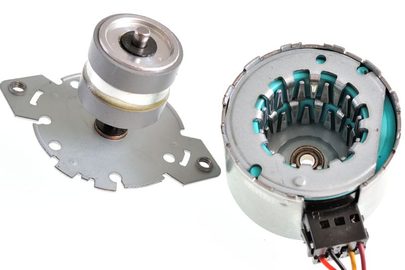 파일:stepper motor2 002.jpg