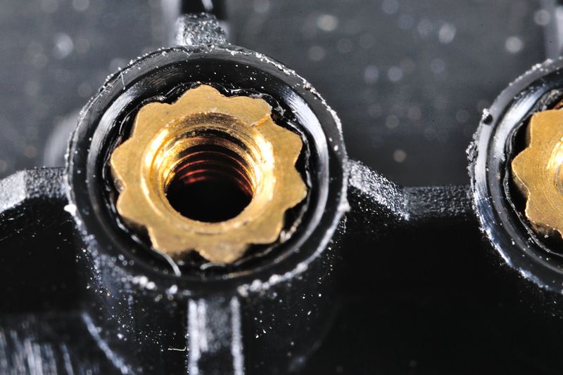 파일:gigabyte p34 087.jpg