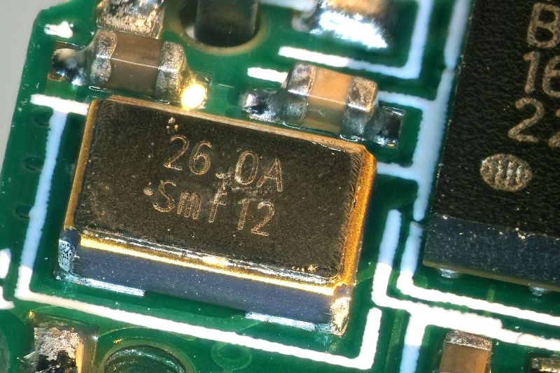 파일:xtal smd 09 001.jpg