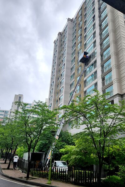 파일:moving ladder truck 004 001.jpg