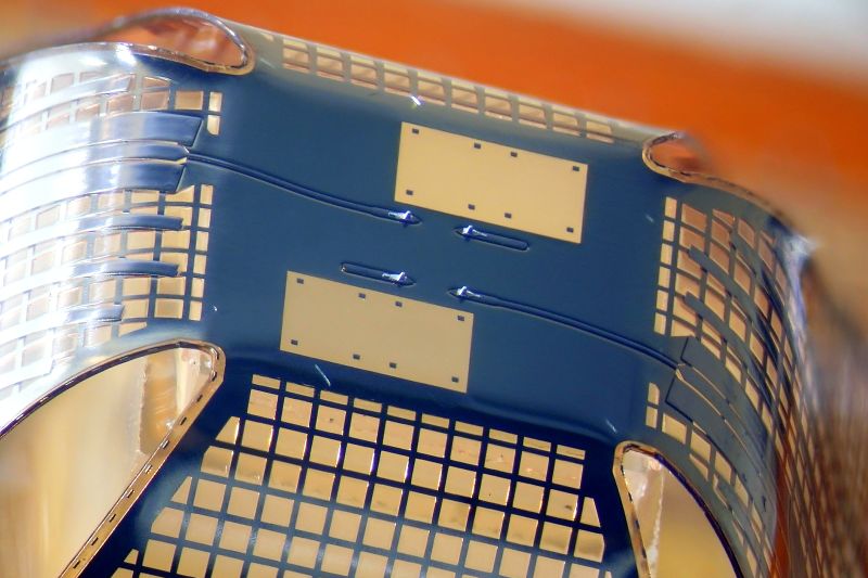 파일:pyramid core01 006.jpg