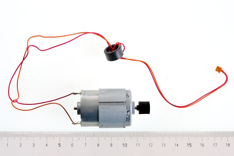 파일:brushed dc motor05 002.jpg