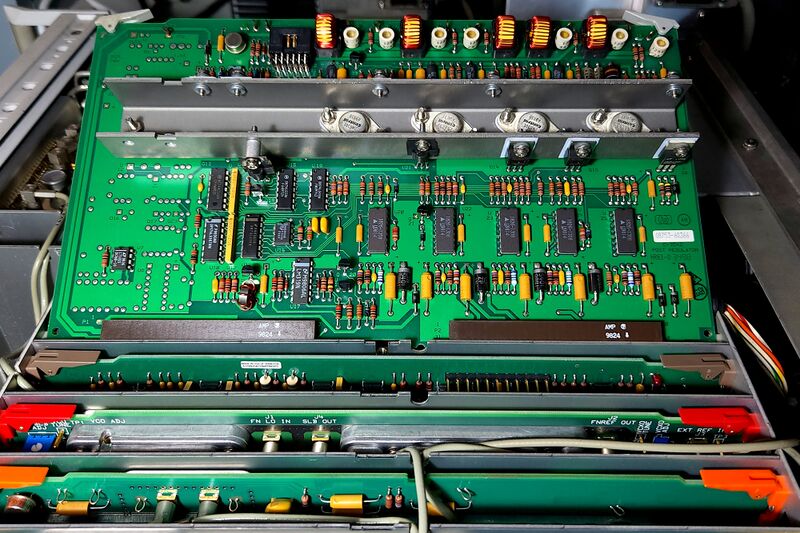 파일:hp8753e 02 012.jpg