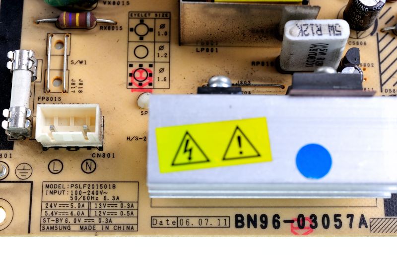 파일:lcdtv01 02 002.jpg