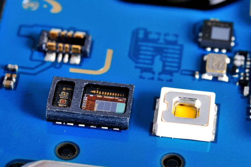 파일:sm g955n 015.jpg