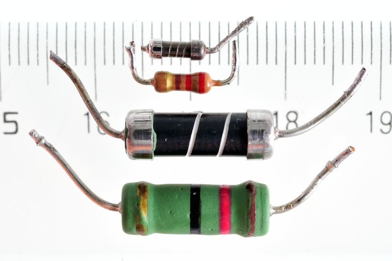 파일:axial r2 001.jpg