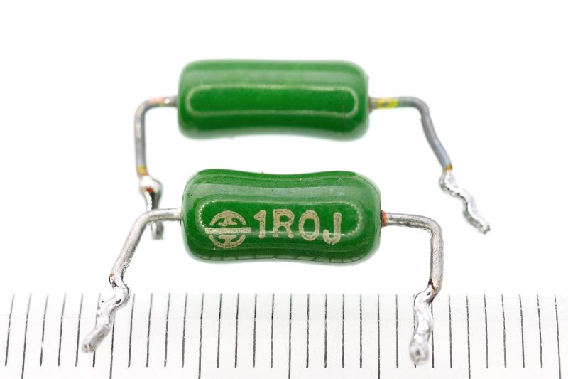 파일:axial r06 001.jpg