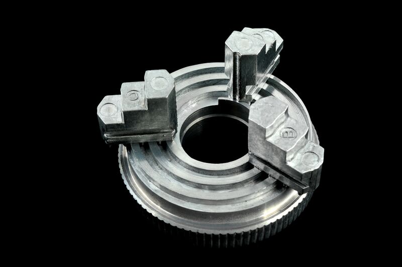 파일:lathe chuck01 010.jpg