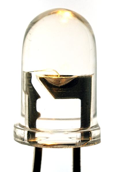 파일:led lead05 002 003.jpg