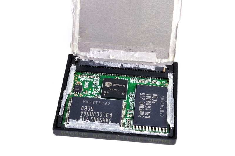 파일:memorycard cf08 009.jpg