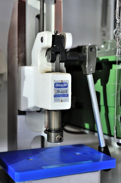 파일:thomson die cut01 002.jpg