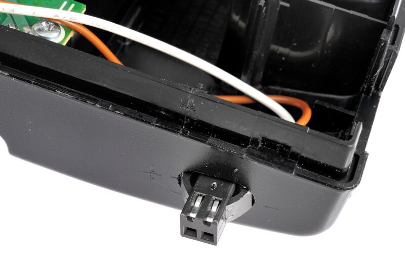 파일:charger sony01 015 003.jpg