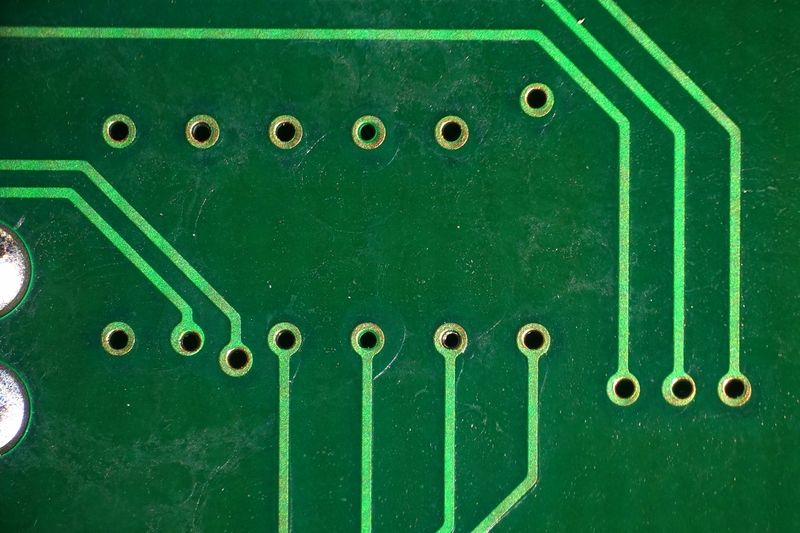 파일:thruhole01 005 001.jpg