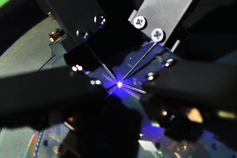 파일:led probing01 005.jpg