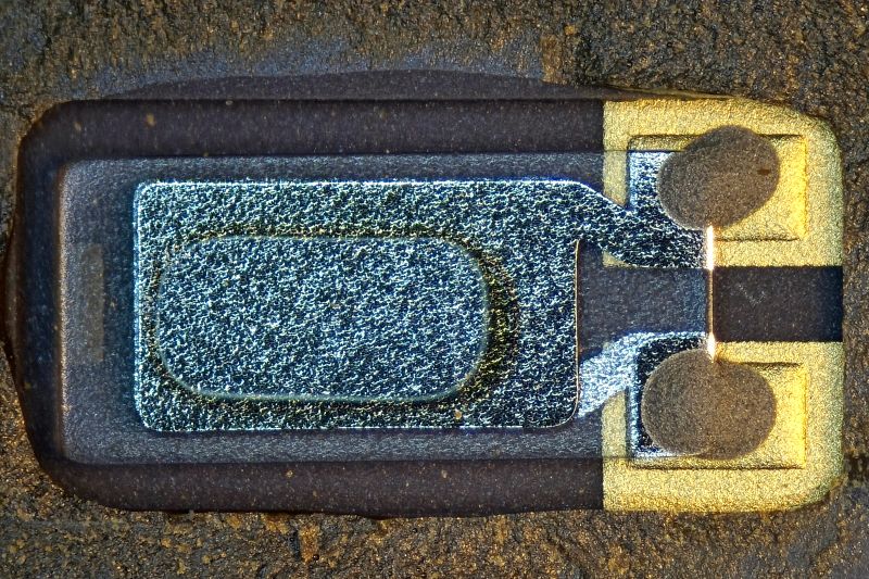 파일:xtal smd 08 004.jpg