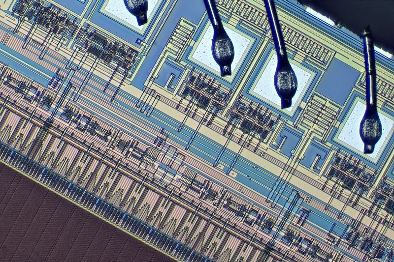 파일:uveprom04 010.jpg