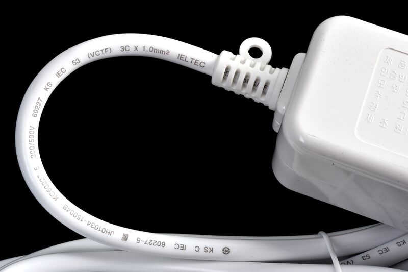 파일:multioutlet10 003 002.jpg