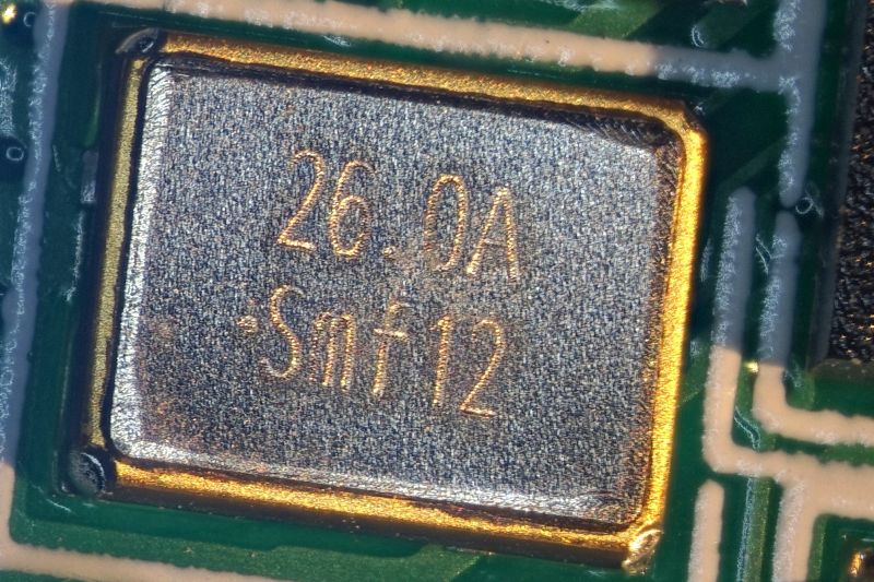 파일:xtal smd 09 002.jpg