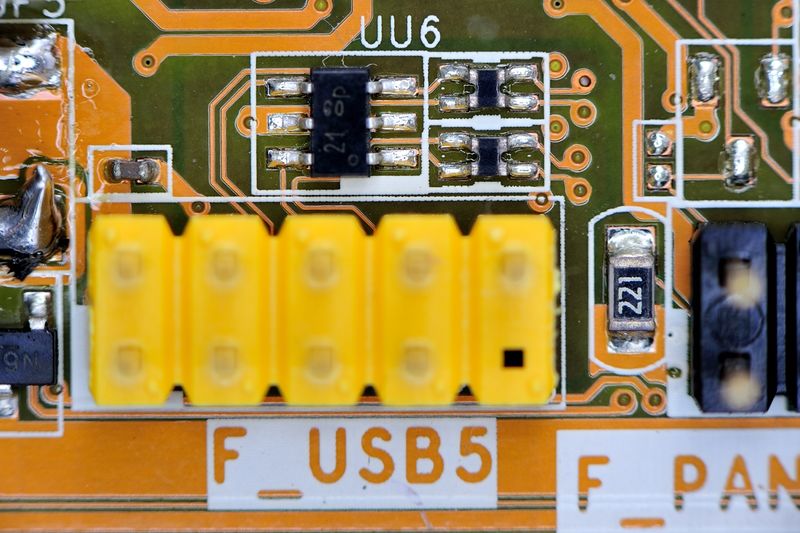 파일:tvs diode array01 003.jpg
