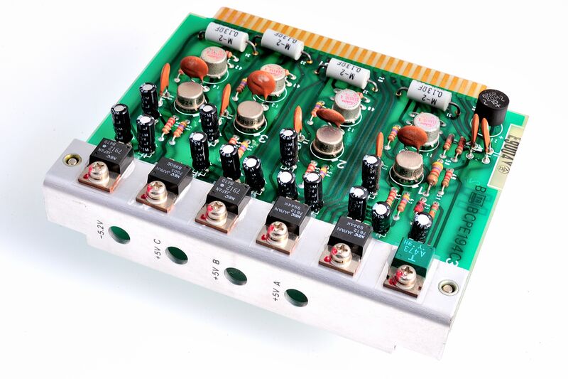 파일:tr5840a 007 01 002.jpg