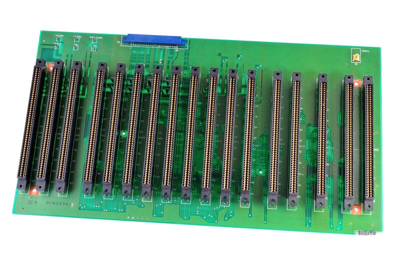 파일:tr5840a 006 001.jpg