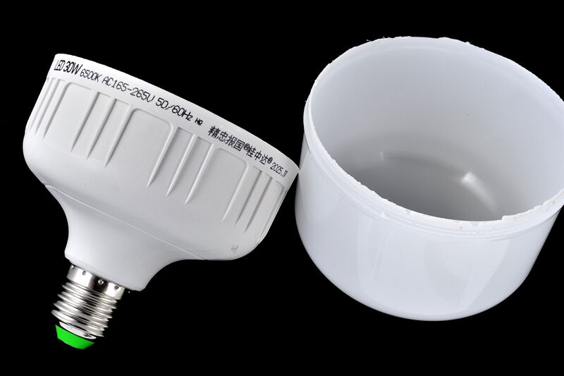 파일:led lamp e26 12 007.jpg