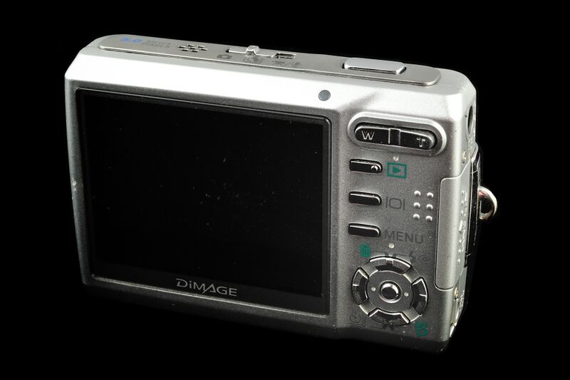 파일:dimage x60 002.jpg