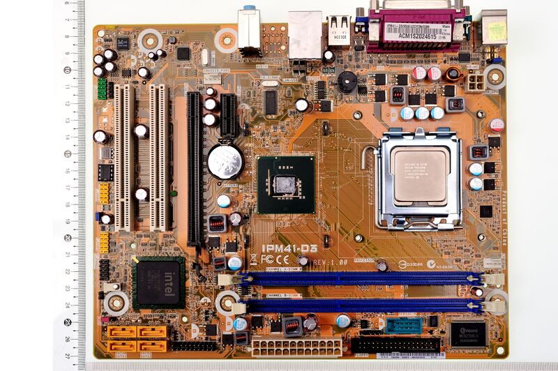 파일:pentiume6700 01 001.jpg