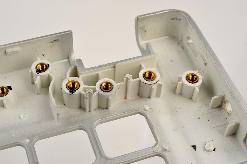 파일:lg z460 01 026.jpg