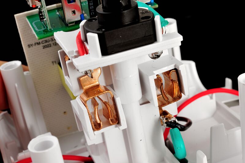 파일:multioutlet03 07 010.jpg