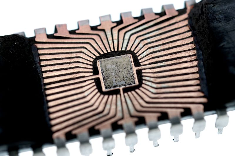 파일:ta7698ap 003.jpg