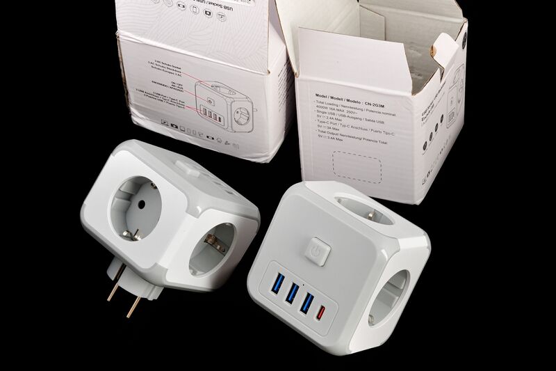 파일:multioutlet03 08 001.jpg