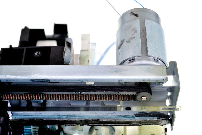 파일:brushed dc motor06 001.jpg