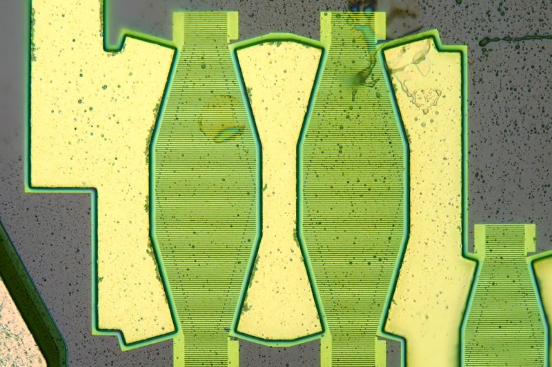 파일:saw dpx2520 01 010.jpg